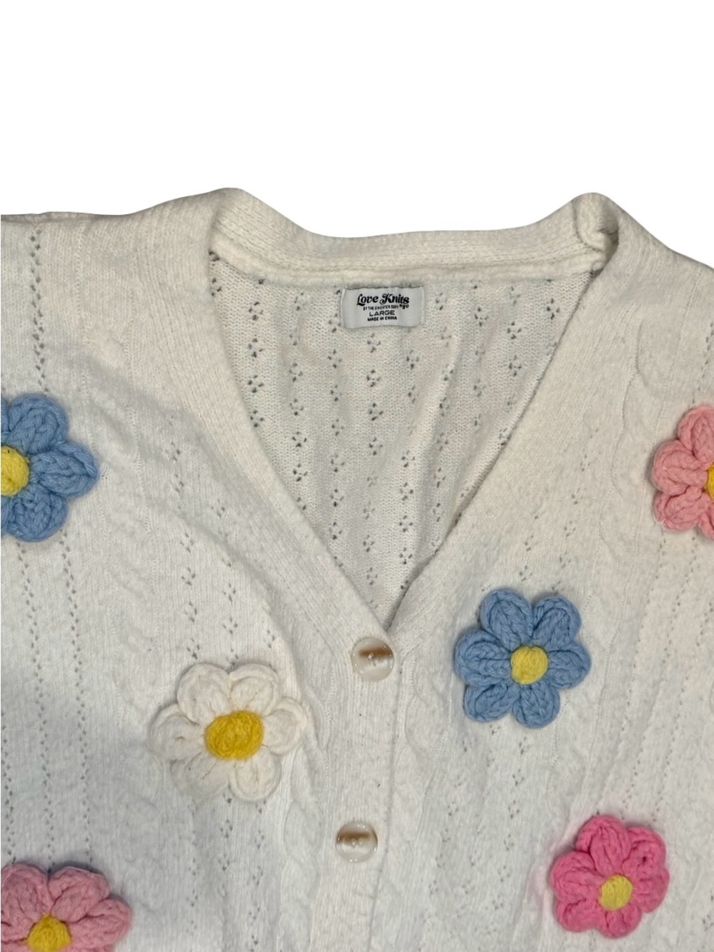 Cream V-Neck Floral Appliqué Cropped Cardigan - Picture 3 of 3